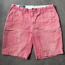 Lade das Bild in den Galerie-Viewer, Faded Vintage Ralph Lauren Polo Chino Shorts (XL)
