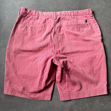 Lade das Bild in den Galerie-Viewer, Faded Vintage Ralph Lauren Polo Chino Shorts (XL)

