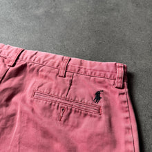Lade das Bild in den Galerie-Viewer, Faded Vintage Ralph Lauren Polo Chino Shorts (XL)
