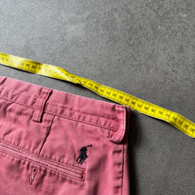 Lade das Bild in den Galerie-Viewer, Faded Vintage Ralph Lauren Polo Chino Shorts (XL)
