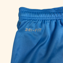 Lade das Bild in den Galerie-Viewer, Nike Dri-Fit Shorts (S)
