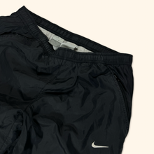 Lade das Bild in den Galerie-Viewer, Nike Vintage 2000s Low Waist Jogger Track Pants (S)
