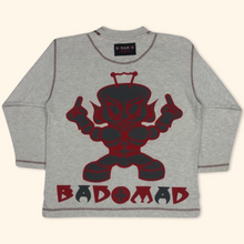 Lade das Bild in den Galerie-Viewer, Bad+Mad Y2k Alien Sweater (S/M)
