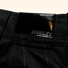 Load image into Gallery viewer, Oakley Ski Pants (M)
