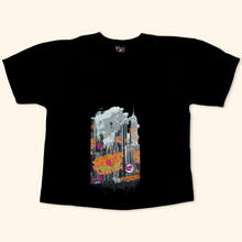 Lade das Bild in den Galerie-Viewer, Fire and Flames Antifa Graffiti T-Shirt (XXL)
