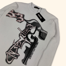 Lade das Bild in den Galerie-Viewer, Y2K Deadstock Ripped Graffiti Print Sweater (XL)
