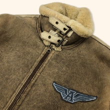 Load image into Gallery viewer, Avirex Womens Vintage Leather Sheep&#39;s Skin Sample Jacket (XS/S)
