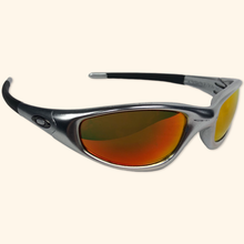 Lade das Bild in den Galerie-Viewer, Oakley Vintage 1999 Straight Jacket Iridium
