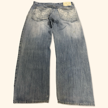 Lade das Bild in den Galerie-Viewer, Southpole 2000s Baggy Jeans (XL)
