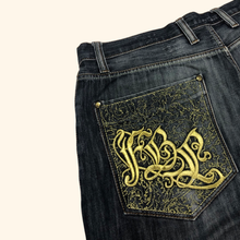 Load image into Gallery viewer, Fishbone 2000s Baggy Jorts (XL)
