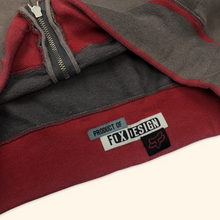 Load image into Gallery viewer, Fox 00s Embroidered Zipper (L/XL)
