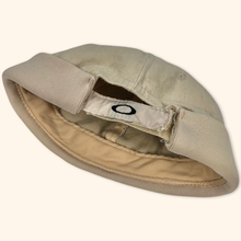 Lade das Bild in den Galerie-Viewer, Oakley Vintage Docker Cap
