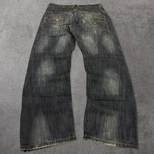 Load image into Gallery viewer, G-Star Spell Out Straight Leg Jeans (M)

