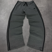 Lade das Bild in den Galerie-Viewer, Adidas Baggy Cotton Jogger (M/L)
