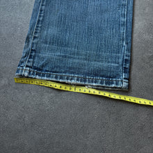 Lade das Bild in den Galerie-Viewer, Armani 2000s Straight Leg Jeans (M)
