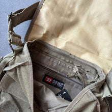 Lade das Bild in den Galerie-Viewer, Diesel Military Utility Bag
