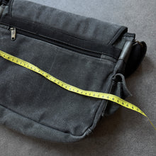 Lade das Bild in den Galerie-Viewer, Diesel Military Utility Bag
