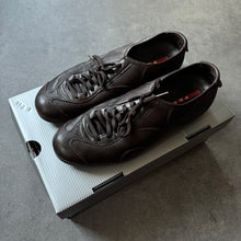 Load image into Gallery viewer, Prada 2000s Leather Trainer (EU39)
