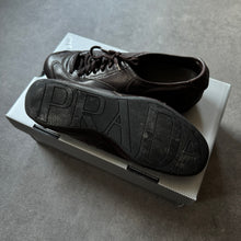 Load image into Gallery viewer, Prada 2000s Leather Trainer (EU39)
