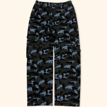 Lade das Bild in den Galerie-Viewer, Ecko Unltd. 2000s Blue Camo Rino Pattern Baggy Pants (XL)
