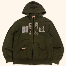 Lade das Bild in den Galerie-Viewer, Diesel Patched Spell Out Zipper (M/L)
