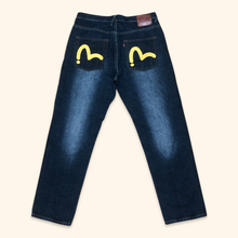 Load image into Gallery viewer, Evisu Vintge Straight Leg Jeans (XL)
