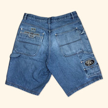 Load image into Gallery viewer, Pelle Pelle Embroidered Vintage Baggy Shorts (L/XL)
