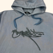 Lade das Bild in den Galerie-Viewer, Sancezz Hip Hop Embroidered Graffiti Hoodie (L/XL)
