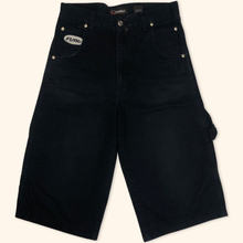 Load image into Gallery viewer, Fubu Vintage Baggy Shorts (M)
