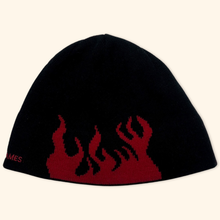 Lade das Bild in den Galerie-Viewer, Y2K Snow Games Flames Beanie
