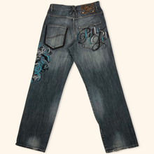 Load image into Gallery viewer, Pelle Pelle Embroidered Hip Hop Baggy Jeans (L)
